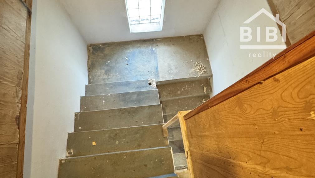 REZERVOVANÉ PREDAJ starší rodinný dom Vrbovce