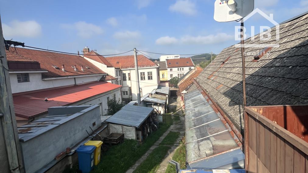 PREDAJ rodinný dom Brezová pod Bradlom