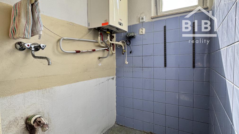 PREDAJ 2-izbový byt - Banka
