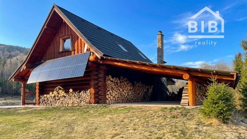 PREDAJ Chata s jazerom a pozemkami 121 000 m2