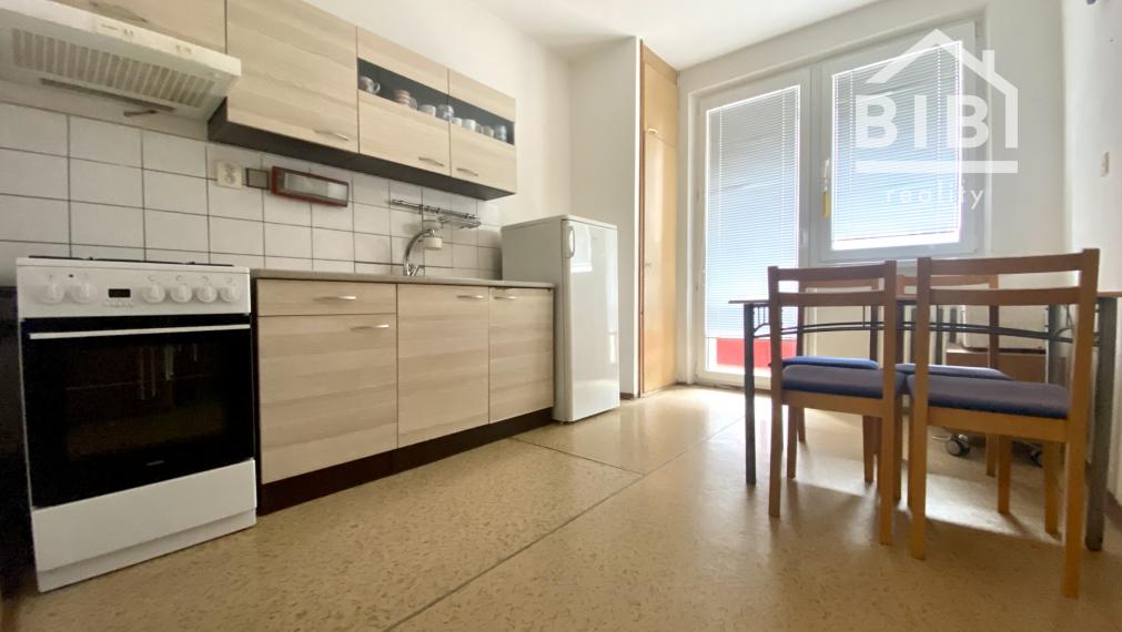 PRENÁJOM veľký 3i byt Bratislava, Karlova Ves, ul. Beniakova