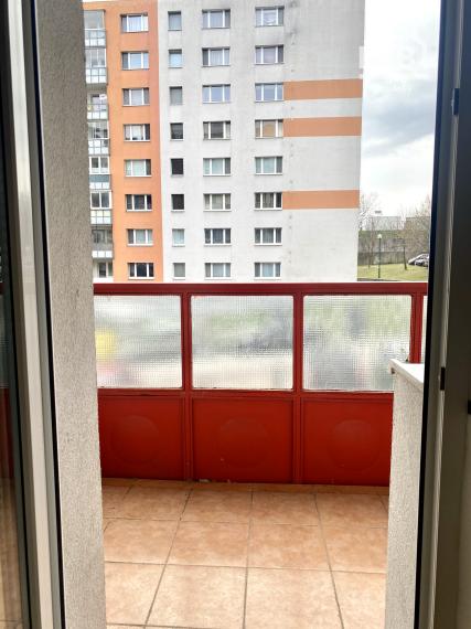 PRENÁJOM veľký 3i byt Bratislava, Karlova Ves, ul. Beniakova