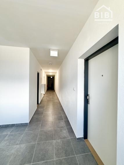 PREDAJ 2-izbový byt v novostavbe v Chtelnici