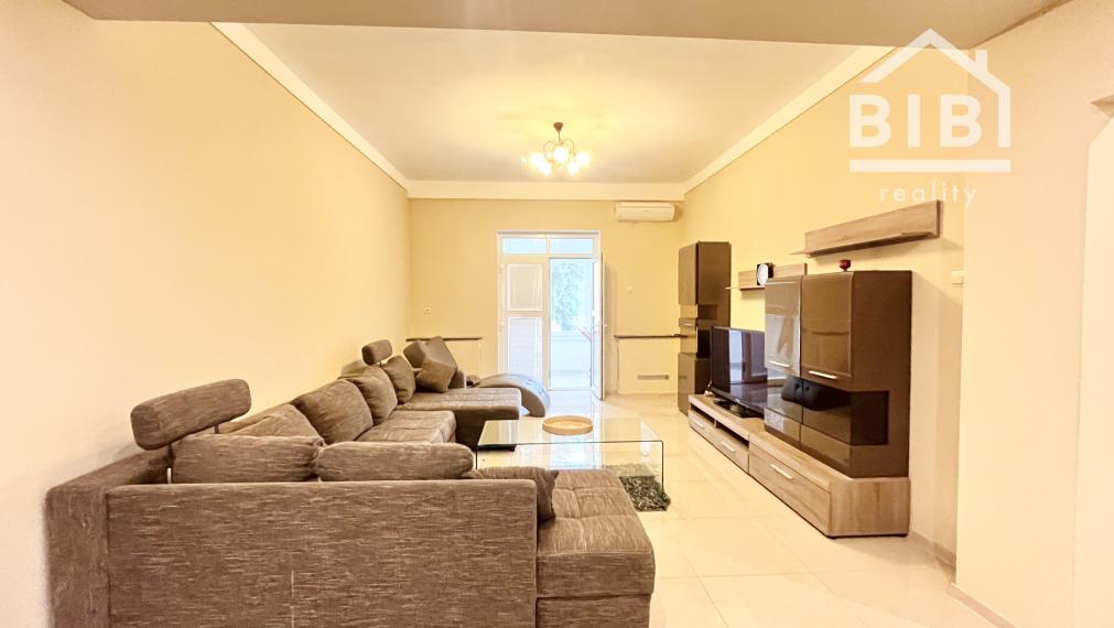 PREDAJ priestranný 4-izbový byt Pieštany - Nálepkova