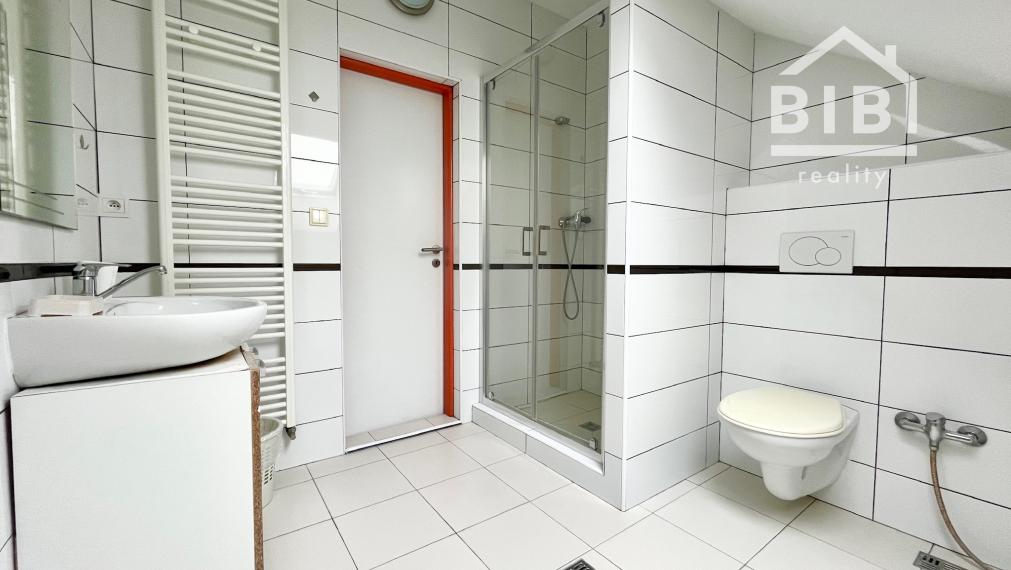 PREDAJ 7-izbový rodinný dom Piešťany - Floreát