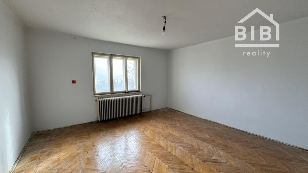 REZERVOVANÉ PREDAJ starší rodinný dom Vrbovce