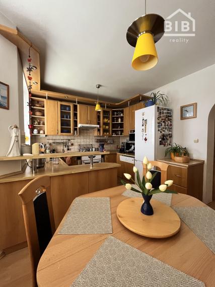 PREDAJ priestranný 4-izbový rodinný dom, Sokolovce