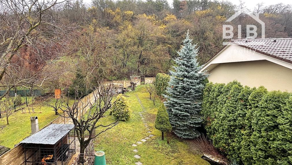 PREDAJ priestranný 4-izbový rodinný dom, Sokolovce