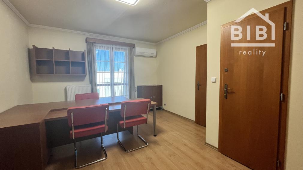 PRENÁJOM Kancelárske priestory, Piešťany - centrum