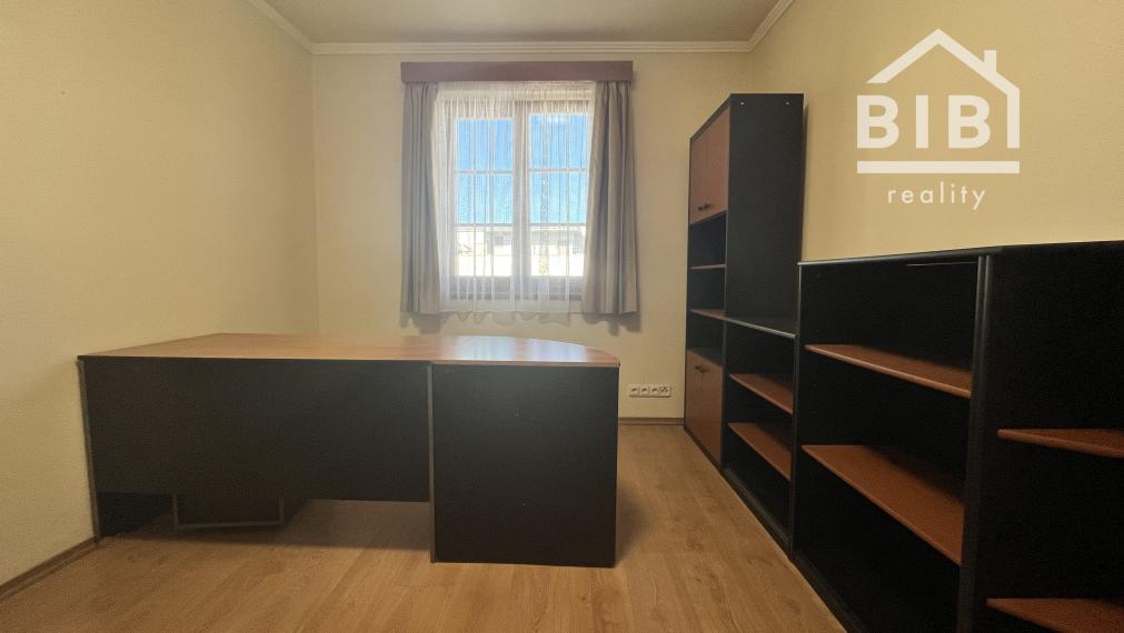 PRENÁJOM Kancelárske priestory, Piešťany - centrum