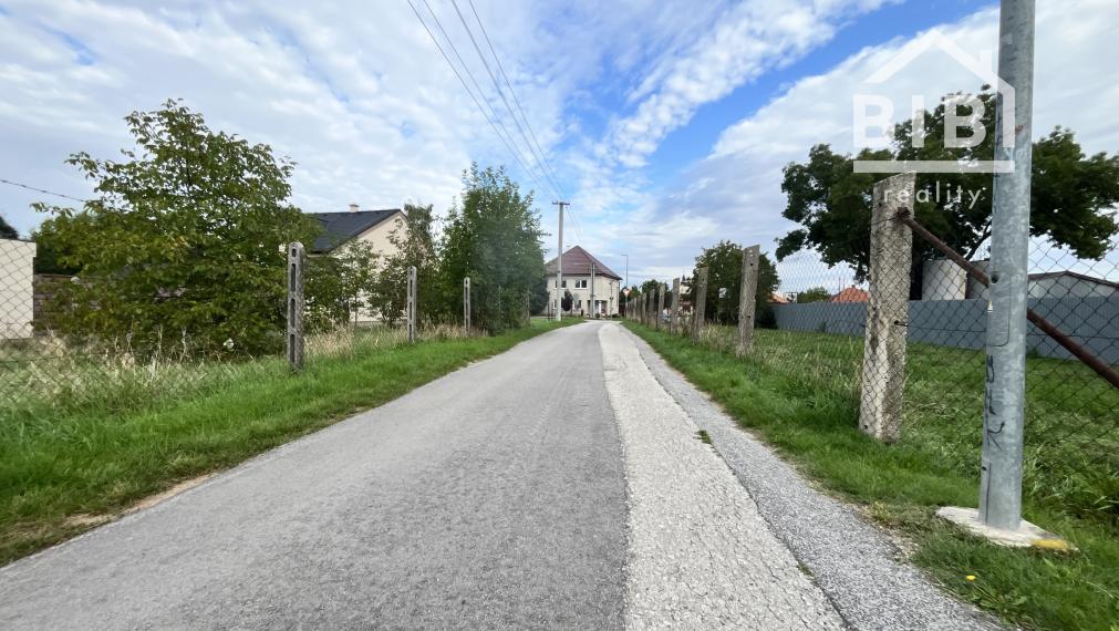 PREDAJ pozemok Drahovce