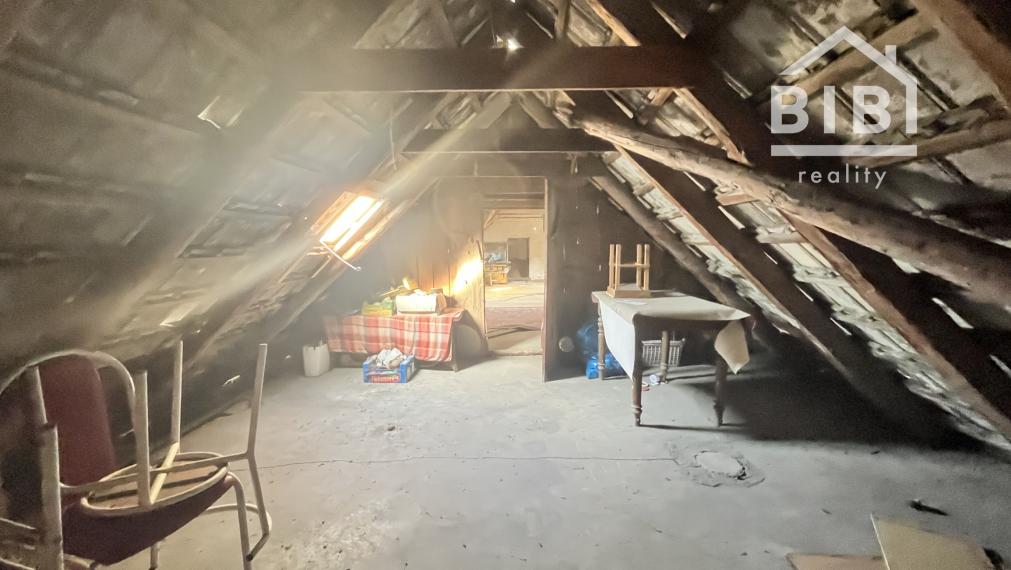 PREDAJ rodinný dom Brezová pod Bradlom