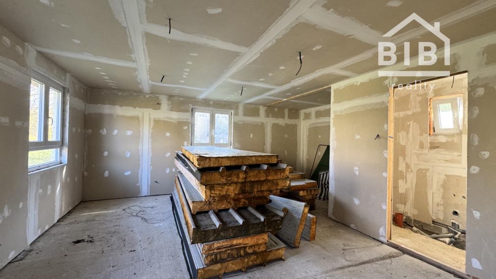 PREDAJ Rozostavaná chata Striebornica