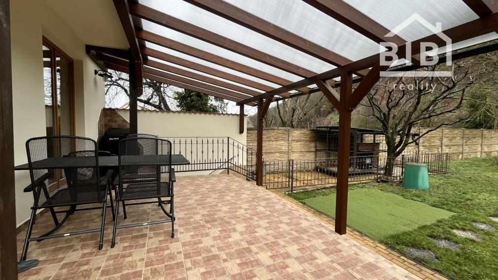 PREDAJ priestranný 4-izbový rodinný dom, Sokolovce