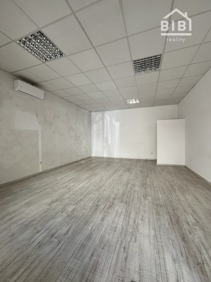 PRENÁJOM obchodné priestory, Piešťany - centrum