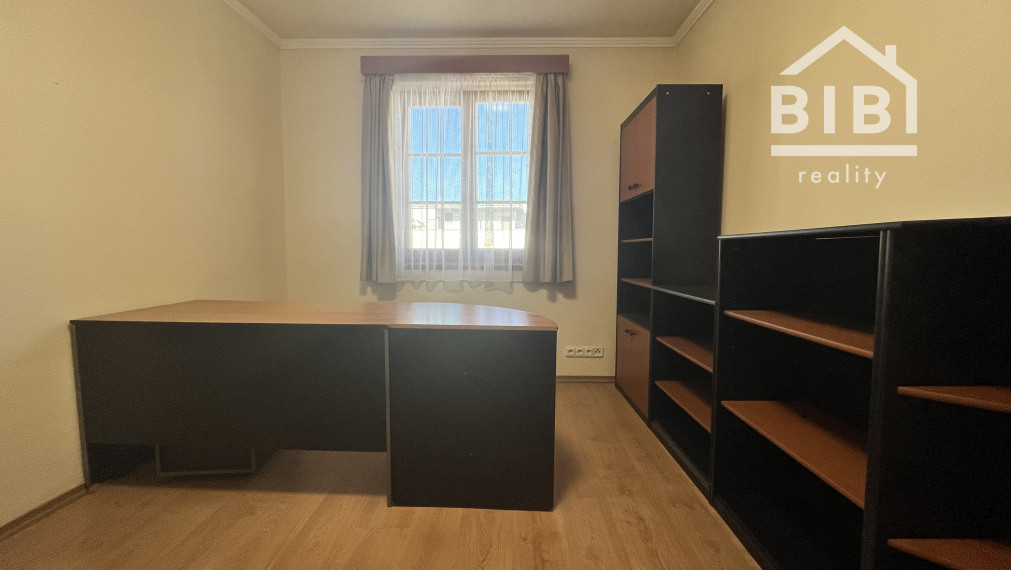 PRENÁJOM Kancelárske priestory, Piešťany - centrum