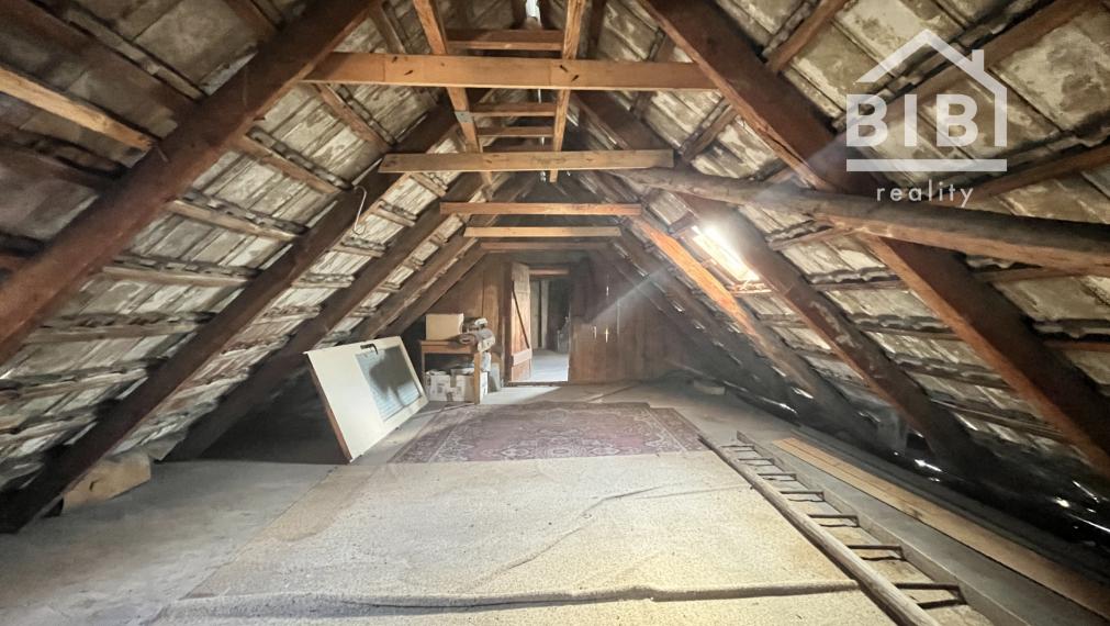 PREDAJ rodinný dom Brezová pod Bradlom