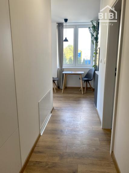 PRENÁJOM 2i byt s parkingom, Trenčín, novostavba, Bezručova ul.