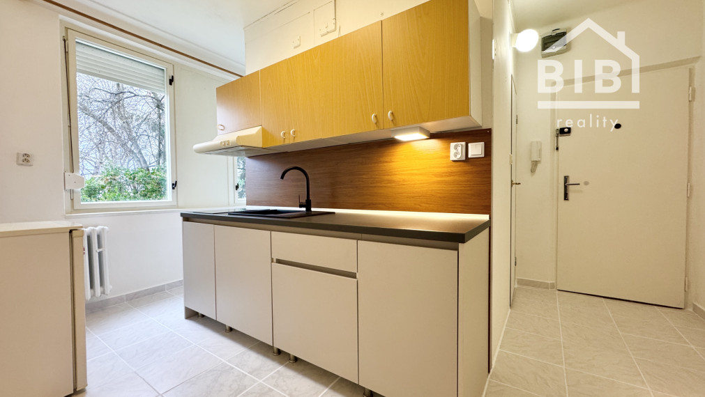 PREDANÉ 1-izbový byt, Piešťany - Teplická