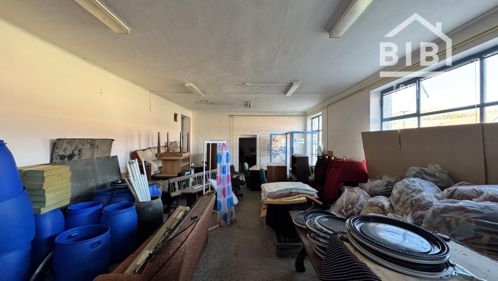 PREDAJ komerčný objekt Vrbovce