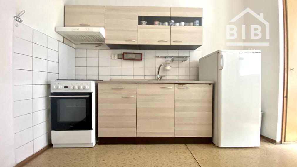 PREDAJ veľký 3izb byt, Bratislava, Dlhé Diely, ul. Beniakova