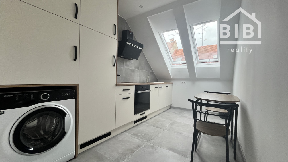 PRENÁJOM 2-izbový byt Piešťany - centrum