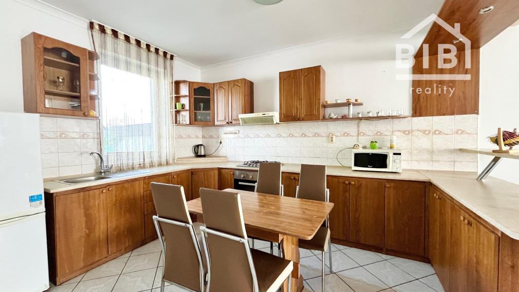 PREDAJ rodinný dom Banka