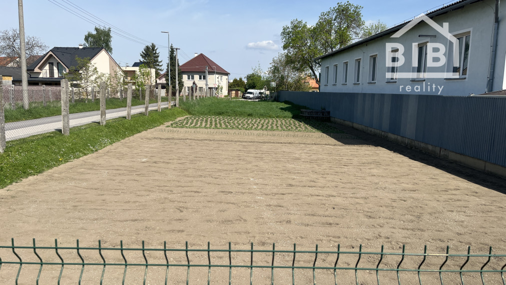 PREDAJ pozemok Drahovce