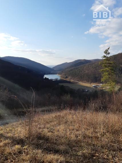 PREDAJ stavebný pozemok Omšenie