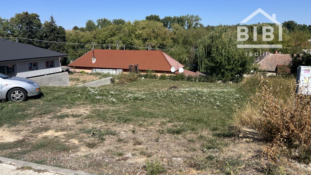 PREDAJ Stavebný pozemok, Merašice, 568 m2