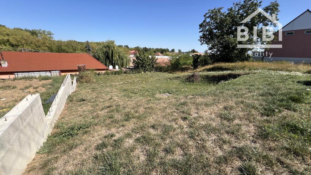 PREDAJ Stavebný pozemok, Merašice, 568 m2