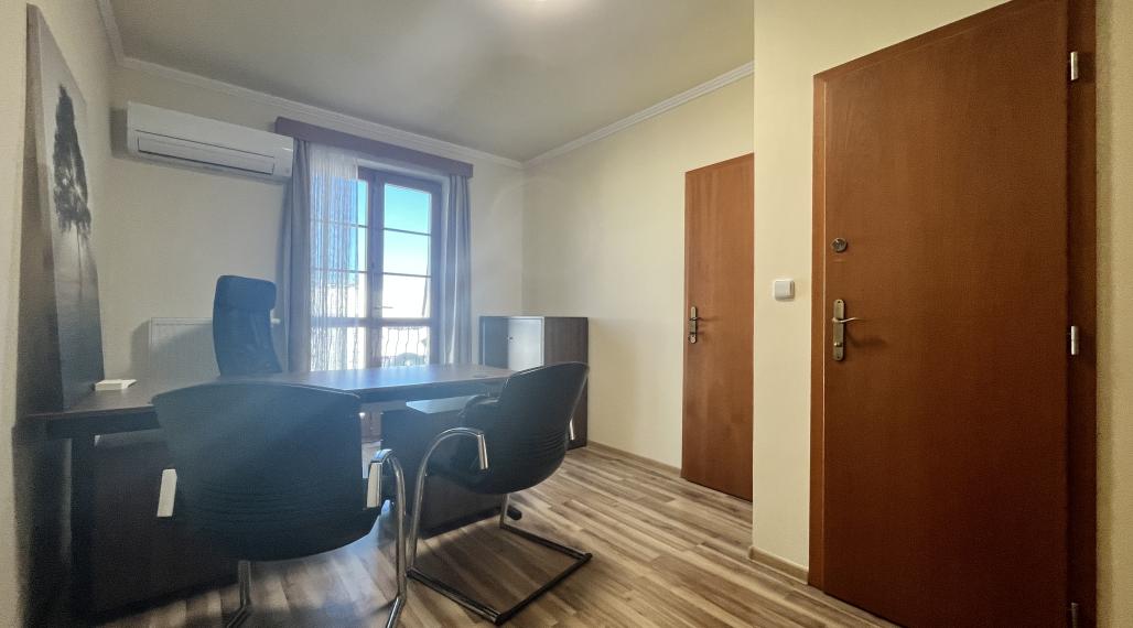 PRENÁJOM Kancelárske priestory, Piešťany - centrum