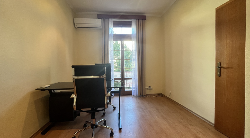 PRENÁJOM Kancelárske priestory, Piešťany - centrum