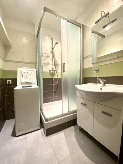 PRIPRAVUJEME veľký 3izb byt, Bratislava, Dlhé Diely, ul. Beniakova