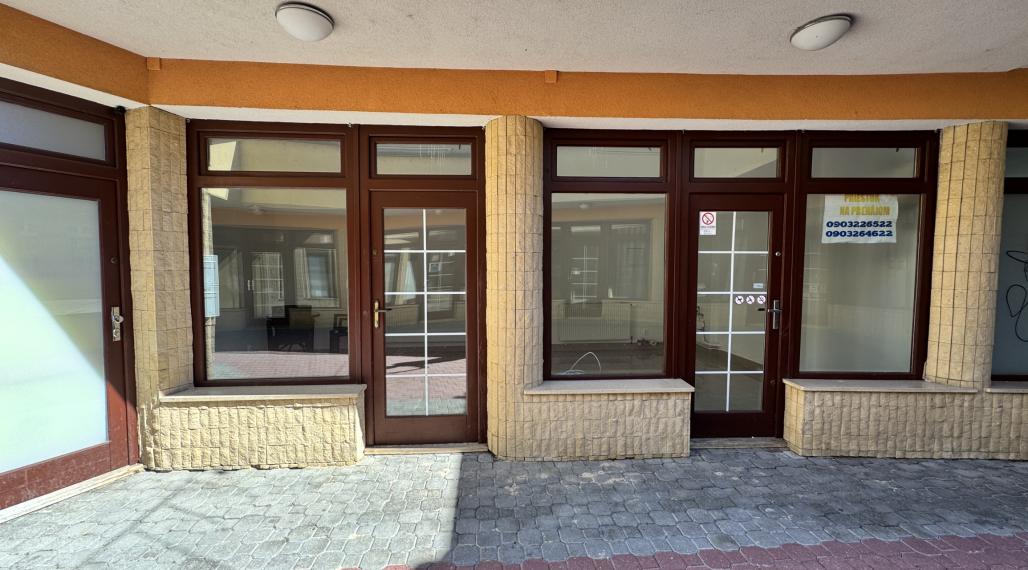 PRENÁJOM Kancelárske priestory, Piešťany - centrum