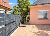 PREDAJ rodinný dom Banka - fotografia 22