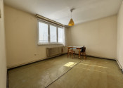 PREDAJ 2-izbový byt - Banka - fotografia 3