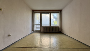 PREDAJ 2-izbový byt - Banka - fotografia 1