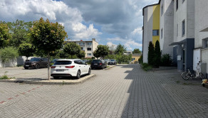 PREDAJ Priestranná garsónka s parkovaním - Piešťany Zornica - fotografia 8
