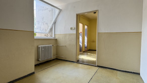 PREDAJ 2-izbový byt - Banka - fotografia 8