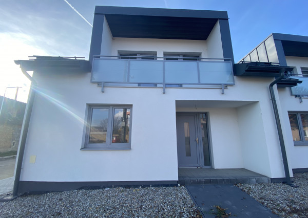 PREDAJ 5 izbový rodinný dom, Čachtice, novostavba, 181 m2