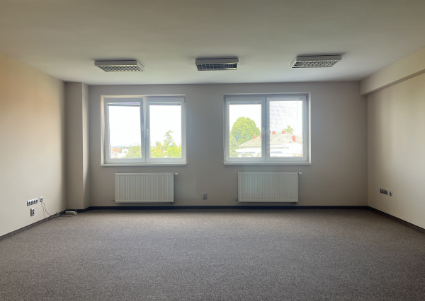 PRENÁJOM Kancelárske priestory, Piešťany - centrum