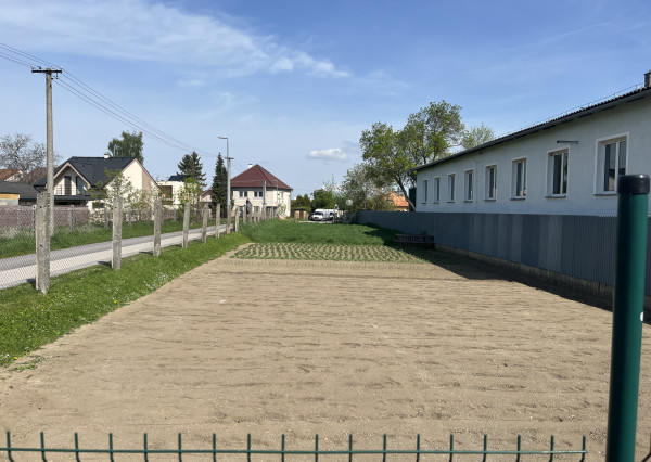 PREDAJ pozemok Drahovce