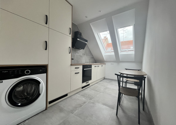 PRENÁJOM 2-izbový byt Piešťany - centrum