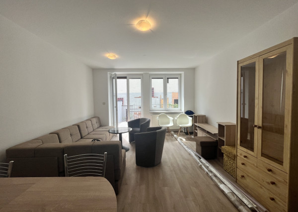 PRENÁJOM 2-izbový byt Piešťany - Centrum