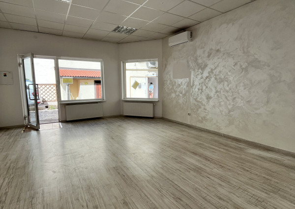 PRENÁJOM obchodné priestory, Piešťany - centrum