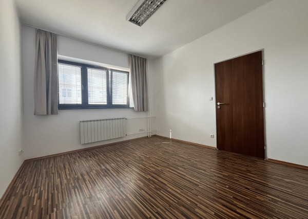 PRENÁJOM kancelária, Piešťany - Kukučínova
