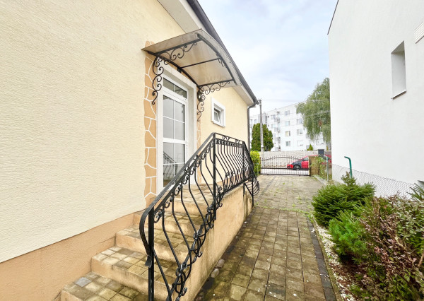 PREDAJ 7-izbový rodinný dom Piešťany - Floreát