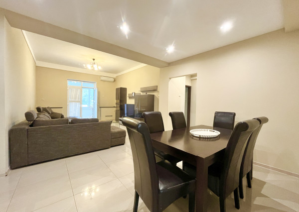 PREDAJ priestranný 4-izbový byt Pieštany - Nálepkova