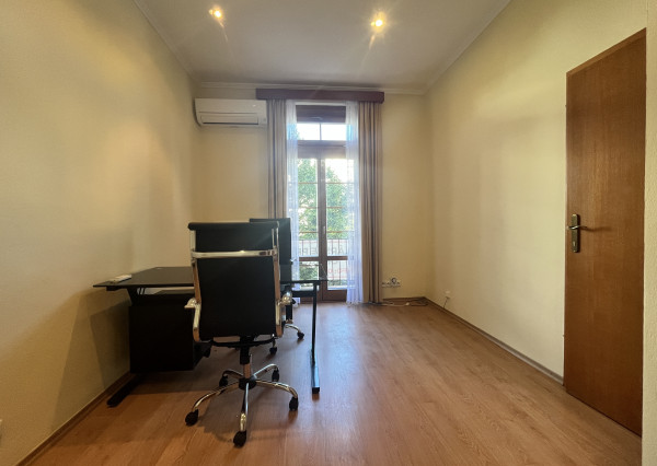 PRENÁJOM Kancelárske priestory, Piešťany - centrum